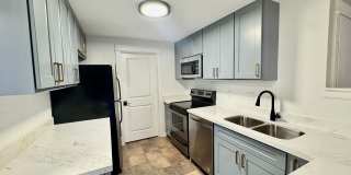 Kirkland Condo Gallery 1