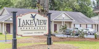 Lakeview Oaks Gallery 1