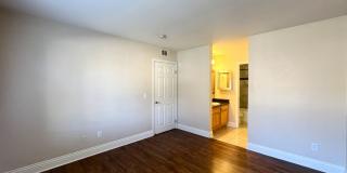 2 bed, 2 bath located in Corona, CA! Gallery 17