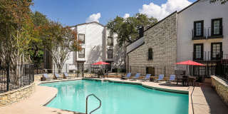 Deer Oaks Gallery 7