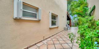 10880 NW 58th Ter Gallery 49