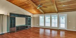 1011 Mcdale Lane Gallery 3