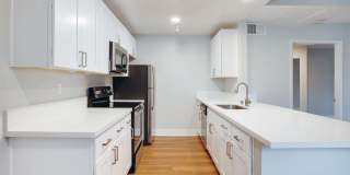 Island Club Apartments Gallery 5