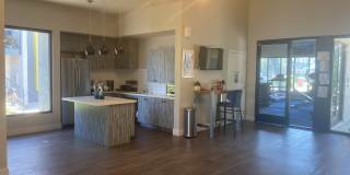 Emerson Square Apartments Gallery 30