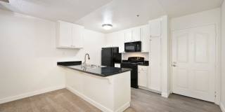 Elán Cardiff by the Sea Apartment Homes Gallery 16