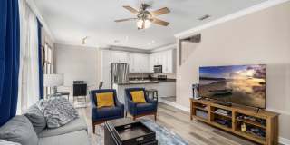 104 South Moody Avenue Gallery 1