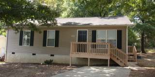 3 Bedroom 1 Bath Home - Recently Refreshed 3 Bedroom 1 Bath Home - Recently Refreshed Gallery 1