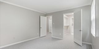 5801-C REXFORD Drive Gallery 15