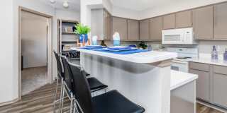 Fifteen12 at Bryan - Student Housing Gallery 12