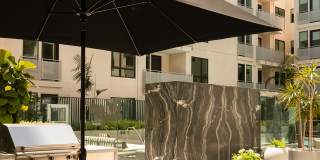 Belle on Bev Belle on Bev Gallery 44