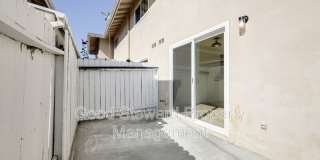 410 N Clark St. Gallery 15