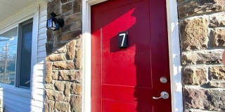 7 Holland Avenue Gallery 1