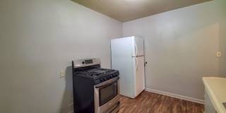 2 bedroom 1 bath duplex in Shawnee Gallery 17