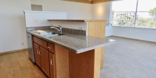 2 Story Condo with Parking, Views and Outdoor Space! Gallery 6