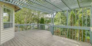 Elmonica Luxury! 4BD/3BTH w/ 3-Car Garage + A/C + Oversized Backyard + Pets Welcome! Gallery 32
