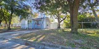 Spacious 3BR/2BA Home with Modern Amenities and Fenced Yard Gallery 4