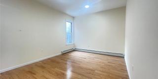 1006 Jericho Turnpike Gallery 3