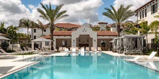 Vista Verde at Sunrise Gallery 8