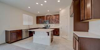 Twelve Bridges 4-Bedroom, 2-Bath Home Gallery 13