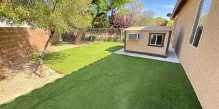 Elegant Desert Retreat – 3+ Bedroom Home with Pool in Mountain’s Edge Gallery 22