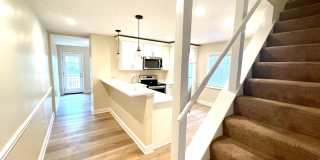 Large House with A/C, deck, updated kitchen, laundry, pet friendly September 1st Gallery 33