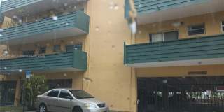 1975 NE 135th St Gallery 1