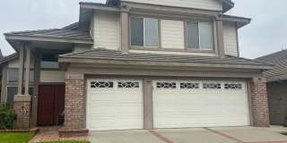 Sunny Ventura Home with 4 bed + 2.5 bath and 3 car garage Gallery 1