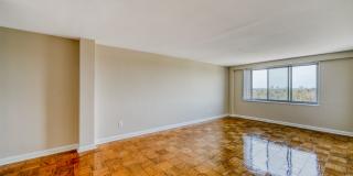 8600 Apartments Gallery 17