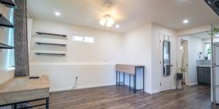 Like New breezy Studio/1BA detached cottage in a single family dwelling in Aiea Gallery 4