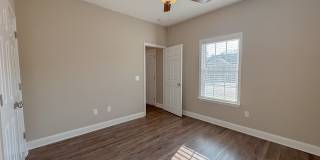 204 Waybill Circle Gallery 22