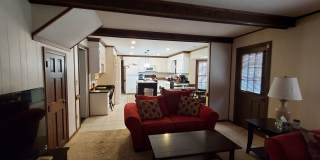 BEAUTIFUL FULLY FURNISHED HOME IN LAKE SHORES Gallery 4