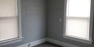 1615 Rowland Ave NE Gallery 6