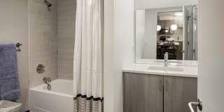 Third & Valley Gallery 9