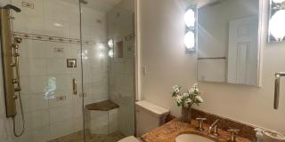 8526 RAGLAN Road Gallery 2