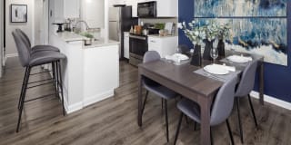 1801 Metro West Gallery 13