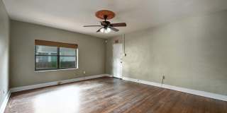 6Bed/4Bath in West Campus 6Bed/4Bath in West Campus Gallery 24