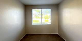 5 bed, 3 bath located in Corona CA! Gallery 33