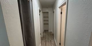 Cute 3 Bedroom, 1 Bathroom House on Sunset Hill! Gallery 13