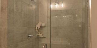Room in 4 Bedroom Townhome at Philip's Square Gallery 10