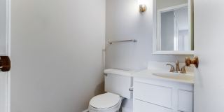 Candlelite Apartments Gallery 77