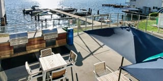 Lakefront on Washington Gallery 15