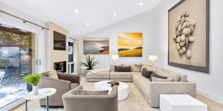 Stylish Condo in Desirable Alta Heights Neighborhood Gallery 17