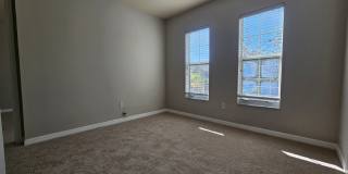 Seven Oaks 2/2.5 Townhouse Gallery 9