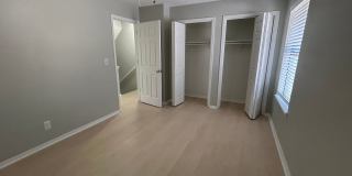 1/2 OFF 1ST MONTH RENT! Modern 3-Bed, 2.5-Bath Townhome with Granite Kitchen & New Appliances! Gallery 9