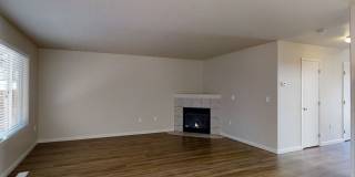 Clean Home with Lots of space ready to be your Home! Gallery 24