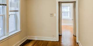 2200 W Foster Ave Gallery 10