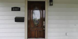 HUGE Historic Home with amazing fenced in yard and golf course views! Gallery 8