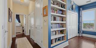 Bright & Character-Filled 2BR/2BA Condo in the Brooklyn Arts District Gallery 22