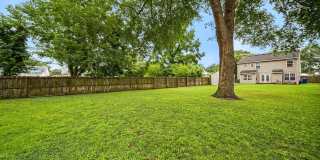 LARGE 4 BEDROOM HOME NEAR MILITARY BASE AND BAY Gallery 37