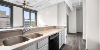 32 Peachtree Street NW Gallery 4